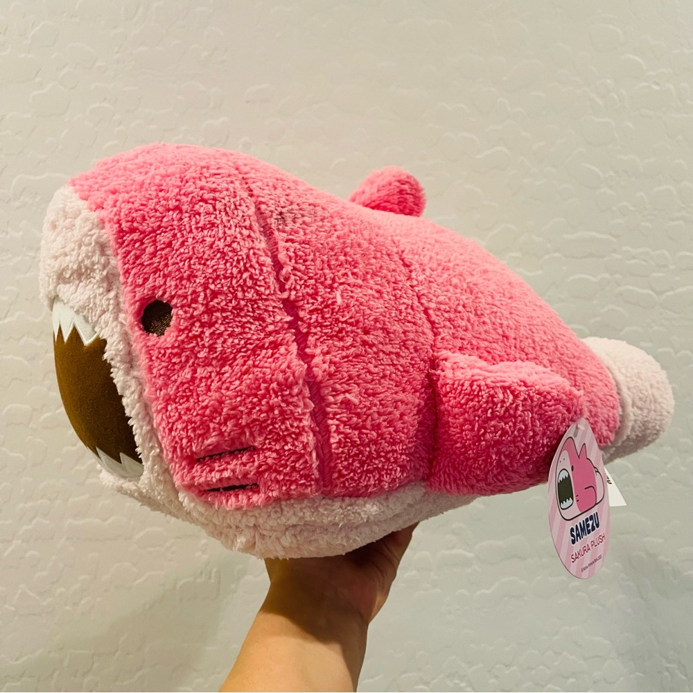 🌸 NWT Kawaii Sakura Pink Samezu Plush Toy